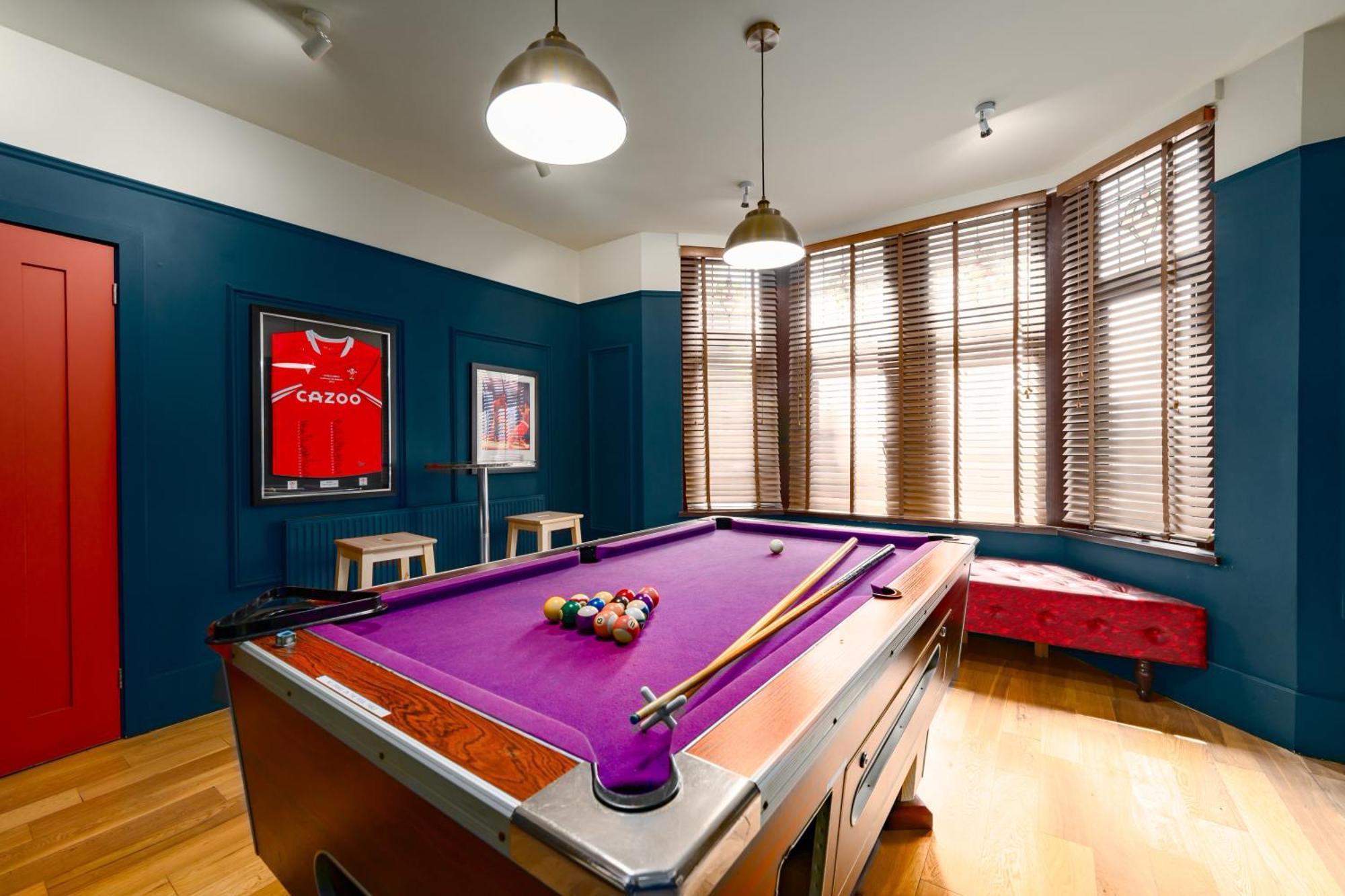 City Retreat, Spacious 4 Bed House, Games Room, Parking, Hot Tub & Bbq Кардиф Екстериор снимка